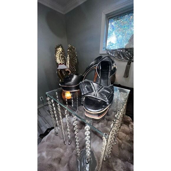 Awesome Yves Saint Laurent Leather Slingback Sandals, YSL - Picture 5 of 8